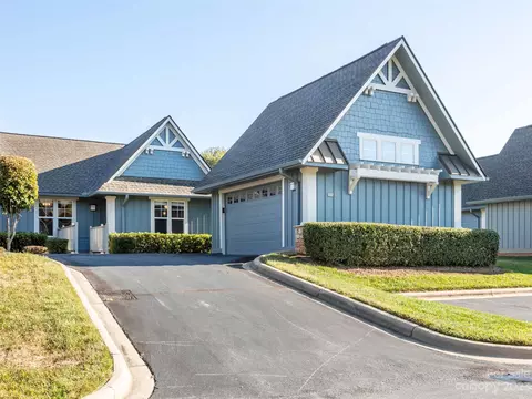 3303 Blue Goose Ct, Hendersonville, NC 28792