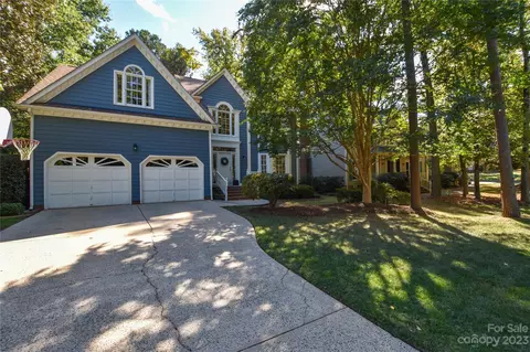4819 Deer Cross Trl, Charlotte, NC 28269
