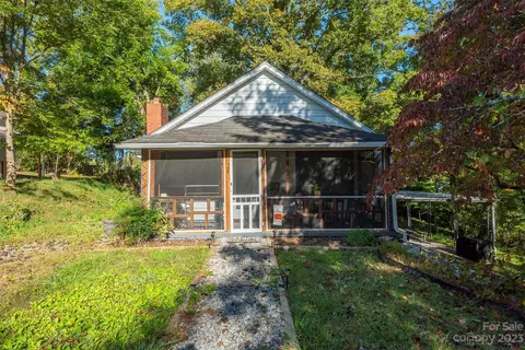 38 Js Mcmann Dr, Marion, NC 28752 photo 2