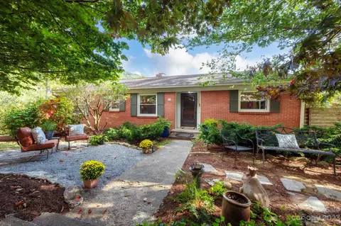 65 Griffing Blvd, Asheville, NC 28804