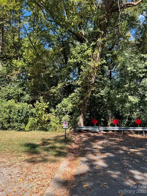 00 Madrid St, Charlotte, NC 28216