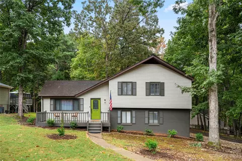 2130 Manawa Ln, Tega Cay, SC 29708