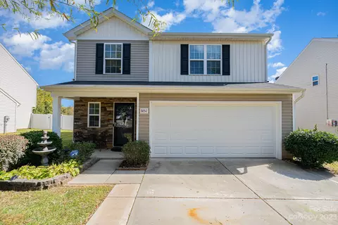 9232 Carrot Patch Dr, Charlotte, NC 28216