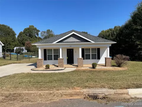 100 Centerview St, Belmont, NC 28012