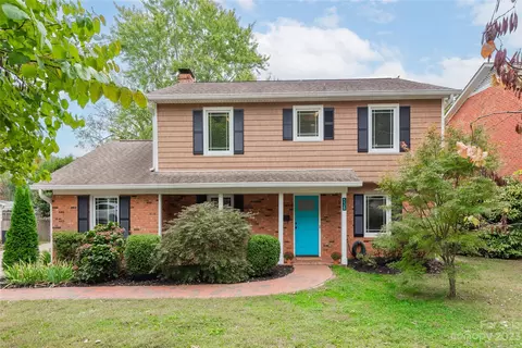 538 Sandridge Rd, Charlotte, NC 28210