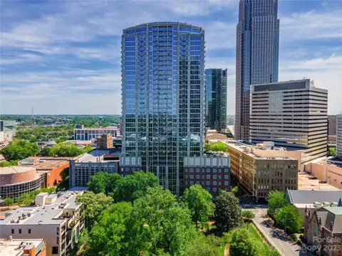 210 N Church 3213 St #3213, Charlotte, NC 28202