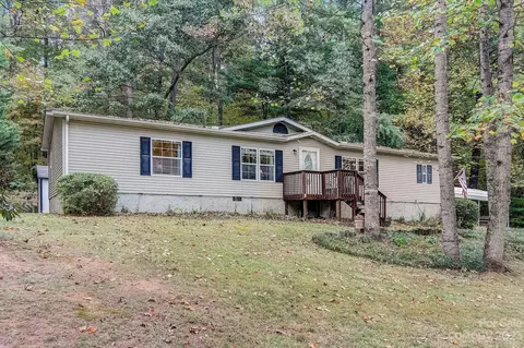324 Sunrise Ridge Dr, Hendersonville, NC 28792