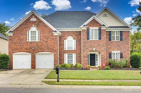 11102 Huntington Meadow Ln, Charlotte, NC 28273