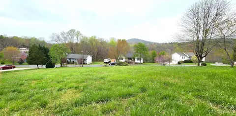 2205 Old West Ct, Hudson, NC 28638