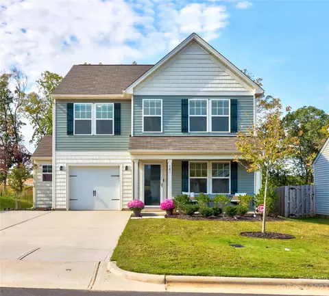 141 Clove Hitch Dr, Statesville, NC 28677
