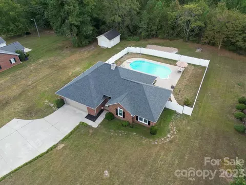 268 Robert Keever Rd, Stanley, NC 28164 photo 4