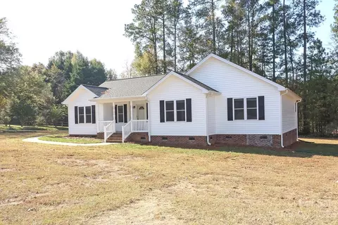 120 S Oak Ave, New London, NC 28127