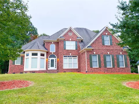 2309 Treymore Ln, Charlotte, NC 28262