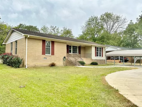 617 Morningside Dr, Chester, SC 29706