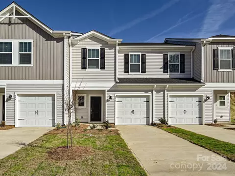 842 Gerard Bay Dr, Fort Mill, SC 29715