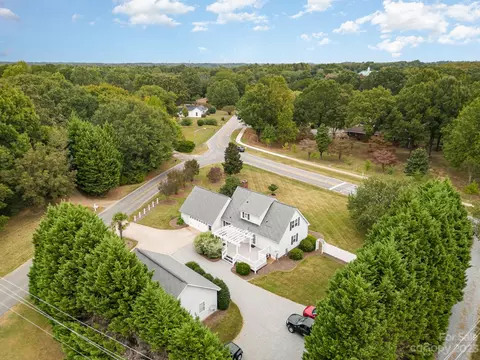 15531 Stumptown Rd, Huntersville, NC 28078