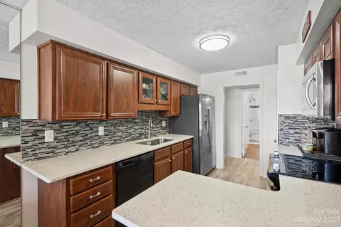 20357 Harborgate 202 Ct #202, Cornelius, NC 28031 photo 14