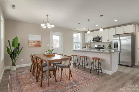 25 Third St, Canton, NC 28716 photo 9