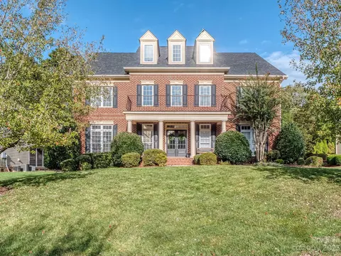 3413 Delamere Dr, Matthews, NC 28104