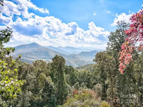 000 High Rock View 32 Dr #32, Canton, NC 28716