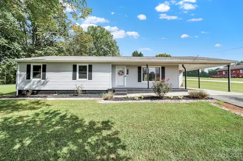 3606 Flint Dr, Statesville, NC 28677