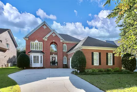 11910 James Richard Dr, Charlotte, NC 28277