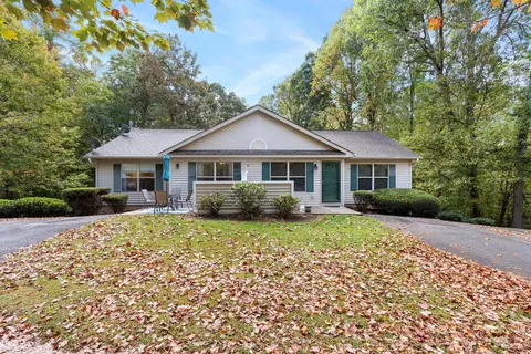 38 Queen A Rd #A, Candler, NC 28715