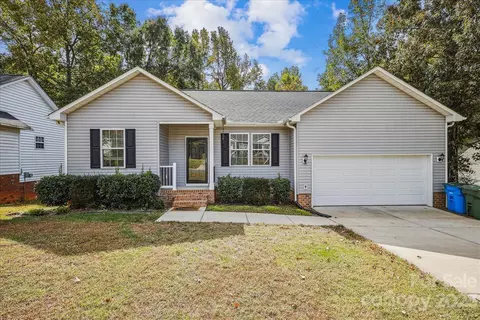 1055 Warpers Ln, Fort Mill, SC 29715