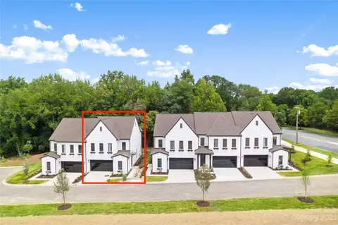 6318 Providence Rd, Charlotte, NC 28226