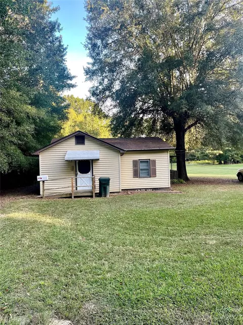 422 Charlotte St, York, SC 29745
