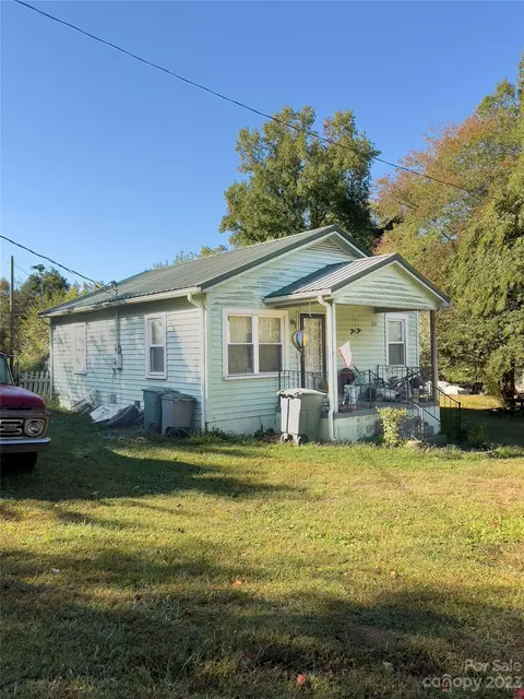231 Clearview Rd, Statesville, NC 28625