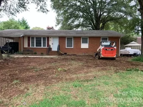 25 Fleetwood Sw Dr SW, Concord, NC 28027