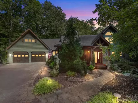 66 Spruce Pine Ln, Mill Spring, NC 28756