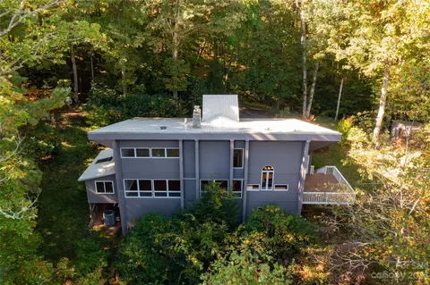 296 Don Anderson Dr, Mars Hill, NC 28754