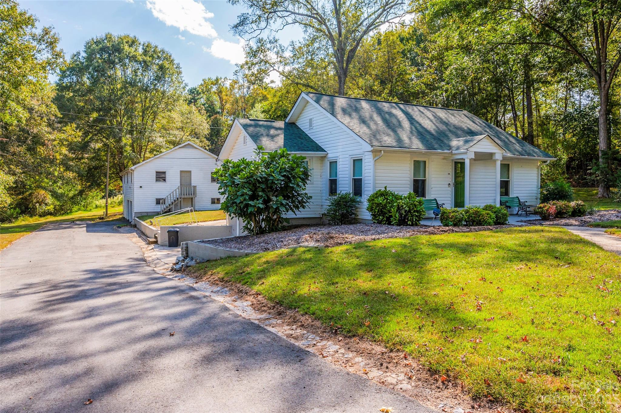 2340 Nc Hwy 73 E Hwy E  