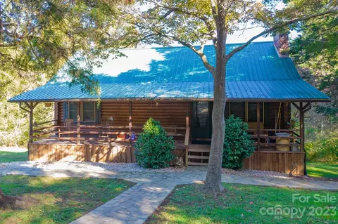 2660 Hk Dr, Newton, NC 28658