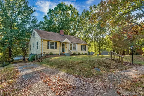 2436 Westfield Ave, Winston Salem, NC 27103