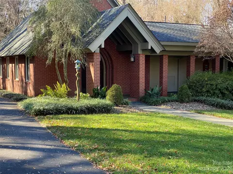406 Lorimer Rd, Davidson, NC 28036