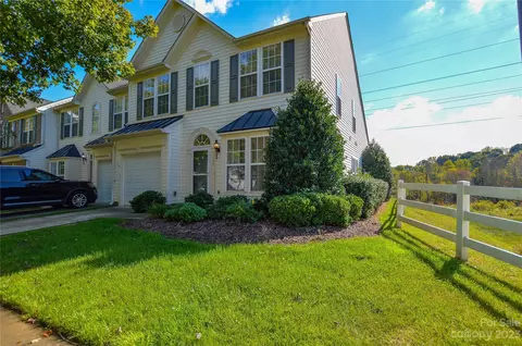 137 S Arcadian Way, Mooresville, NC 28117