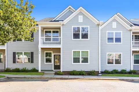 929 Ranchero St, Statesville, NC 28677