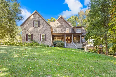 244 Indian Trl, Mooresville, NC 28117