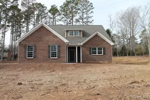 1521 Hyman Dr, Albemarle, NC 28001