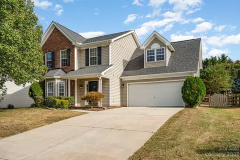 2706 Hartley Hills Dr, Charlotte, NC 28213