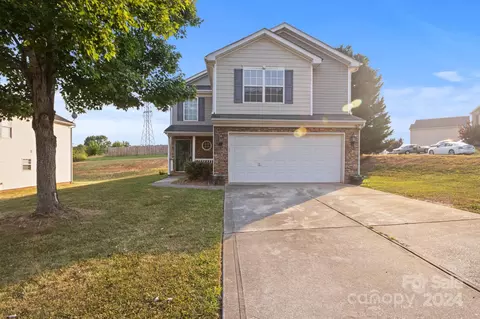 1101 Crowders Woods Dr, Gastonia, NC 28052