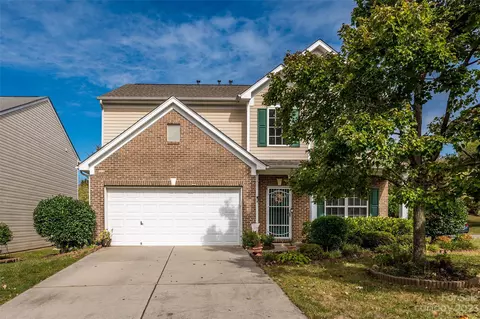 8541 Magnolia Springs Dr, Harrisburg, NC 28075