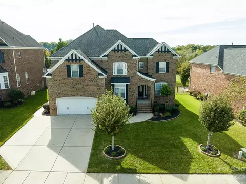 426 Deer Brush Ln, Waxhaw, NC 28173