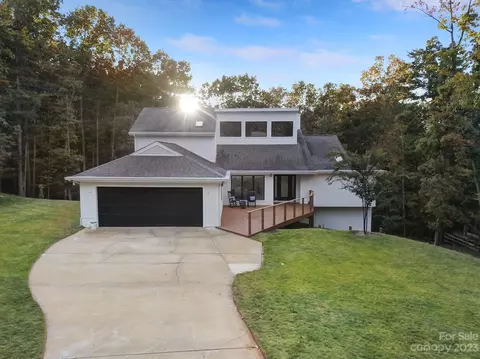 25068 Timberlake Dr, Tega Cay, SC 29708