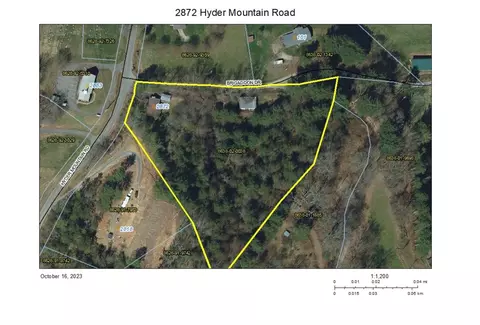 2872 Hyder Mountain Rd, Clyde, NC 28721 photo 2
