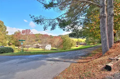 2872 Hyder Mountain Rd, Clyde, NC 28721 photo 22