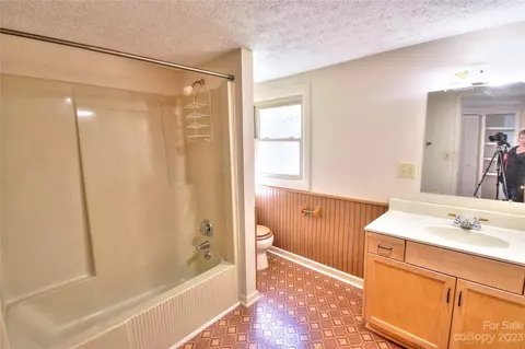 2872 Hyder Mountain Rd, Clyde, NC 28721 photo 13